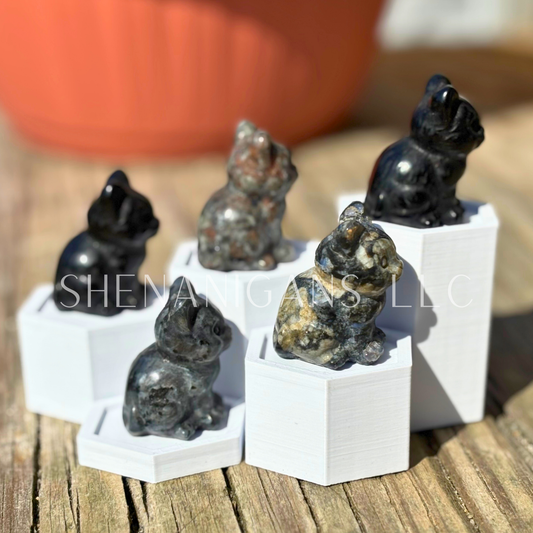 Chunky Sitting Cats - Small - Crystal Carving