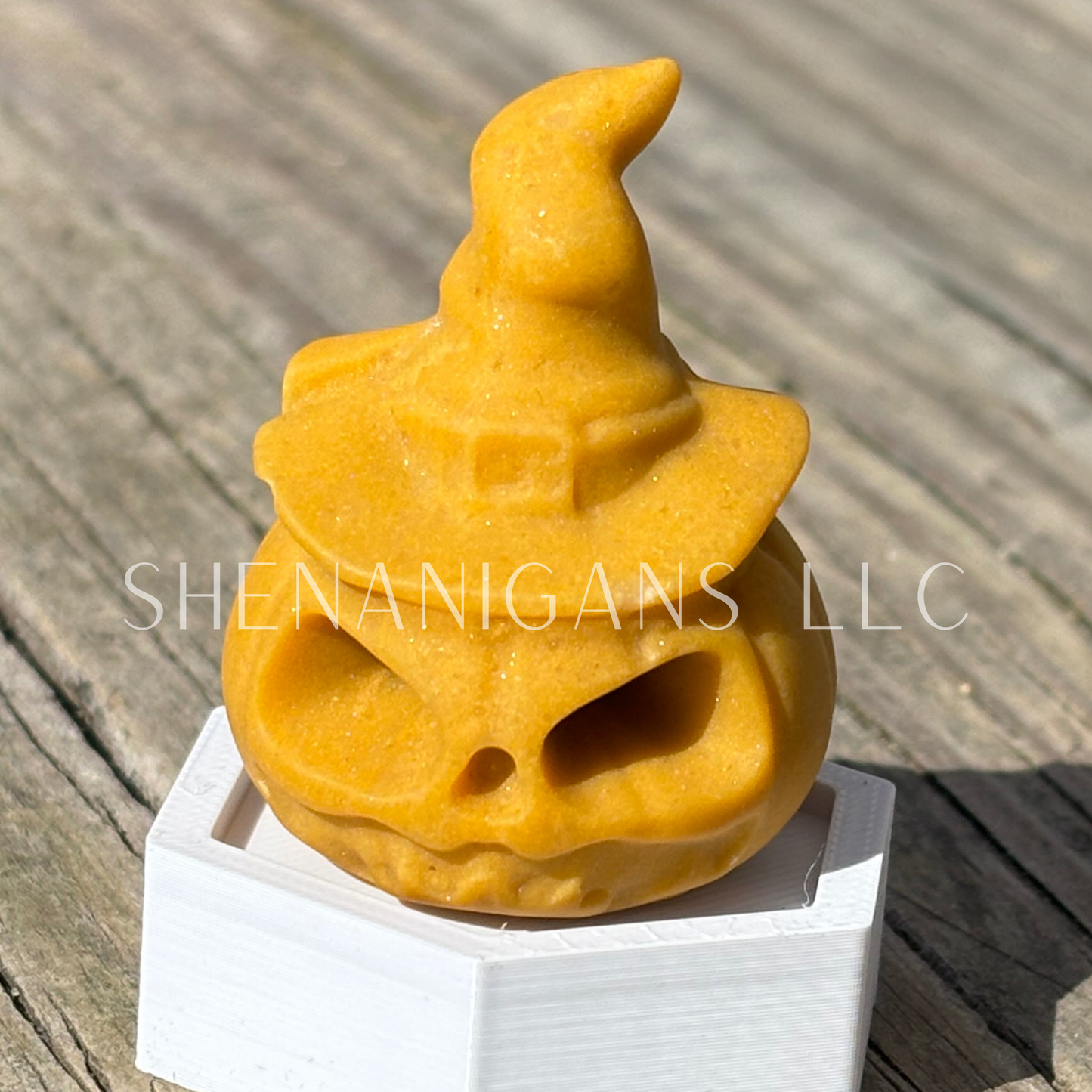 Pumpkin Head Witch Hat Jackolantern - Small - Crystal Carving