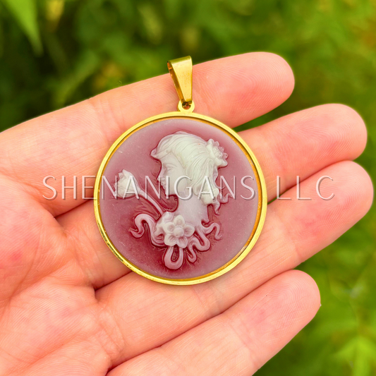 Cameo Pendant