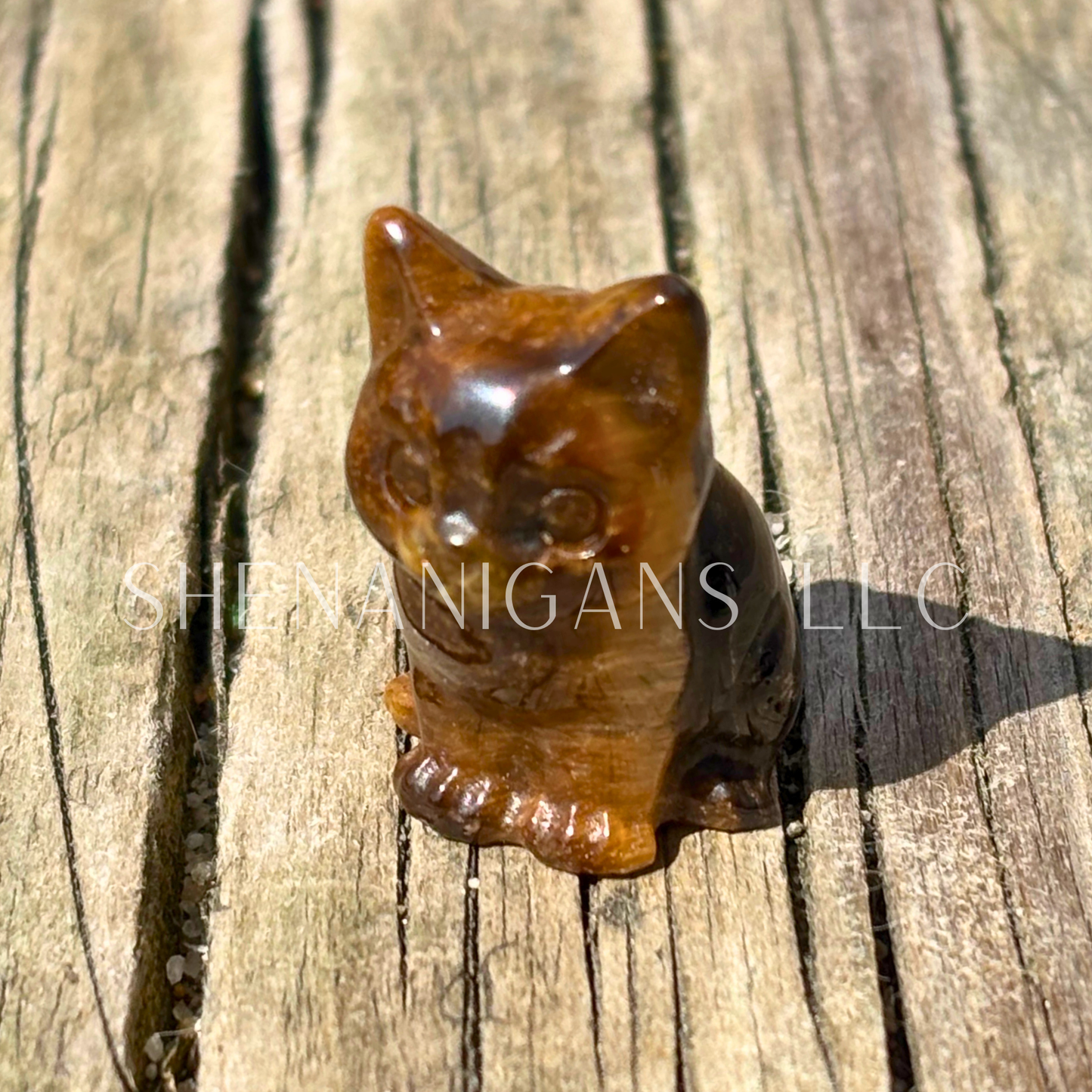 Sitting Cat - Mini - Crystal Carving