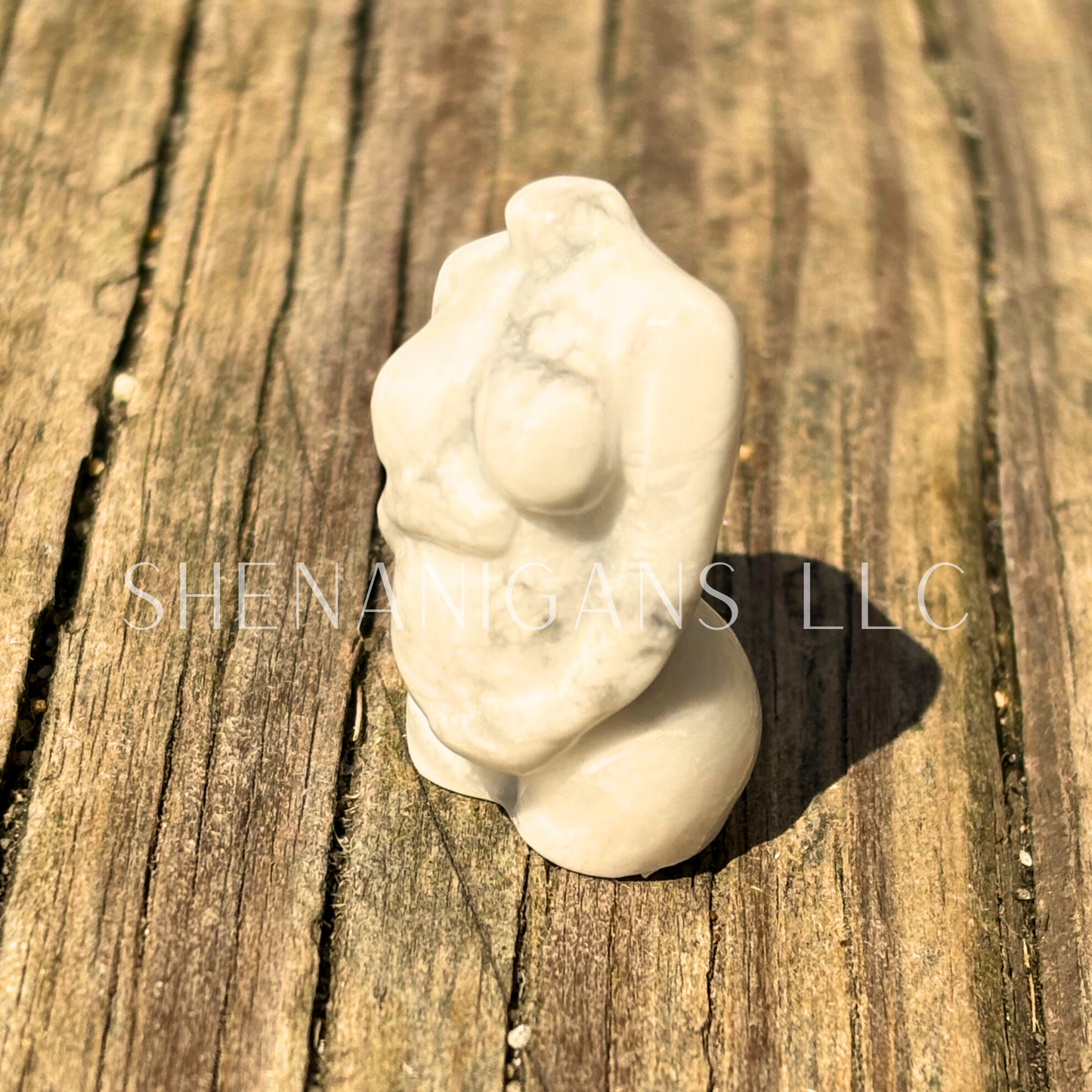 Pregnant Lady Body - Crystal Carving