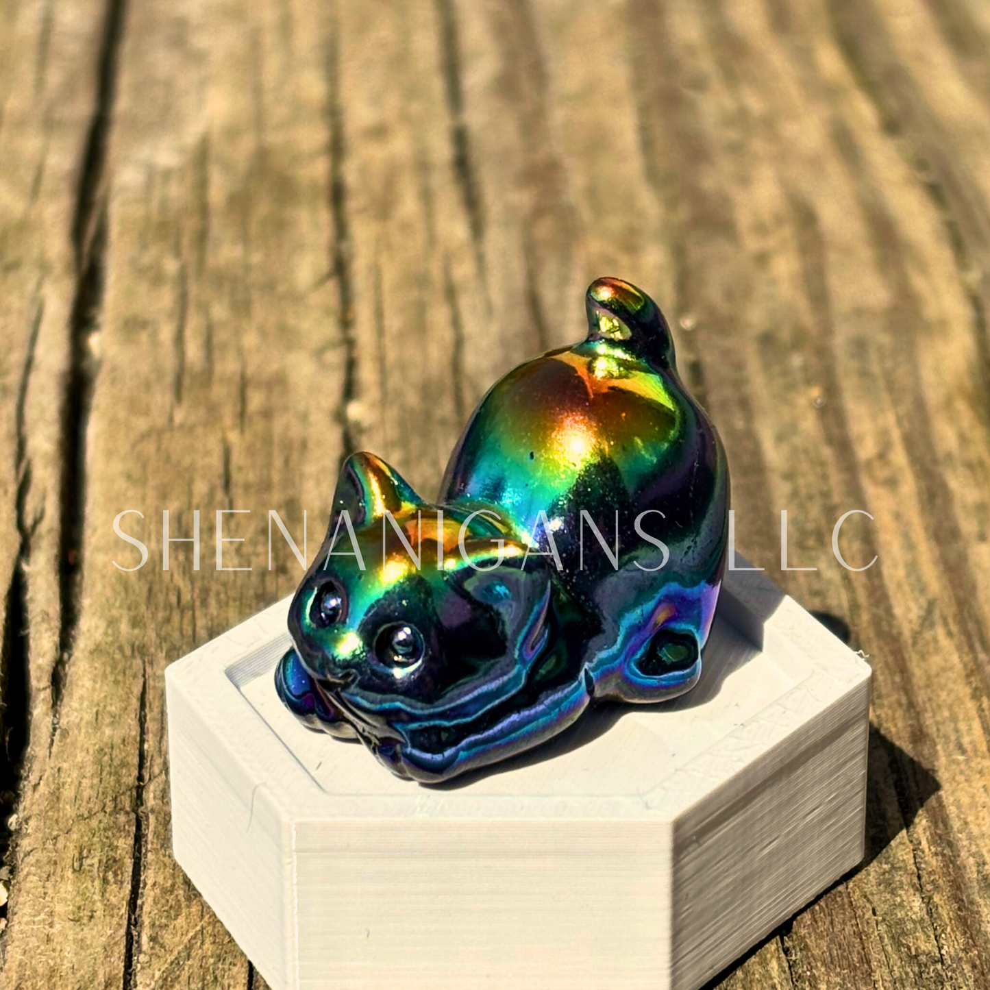 Stretching Cat - Small - Crystal Carving