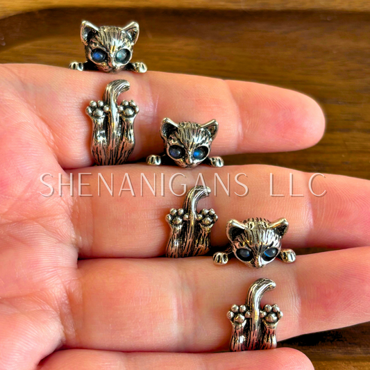 Cat Ring with Labradorite Eyes - Alloy Setting