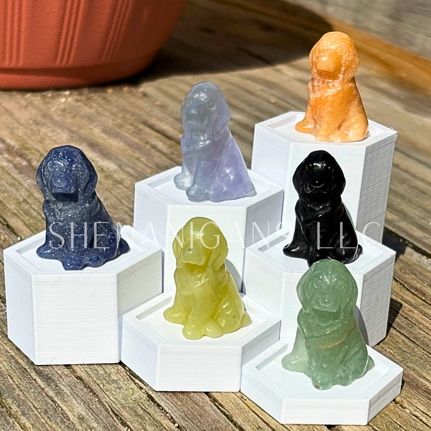 Retriever - Small - Crystal Carving