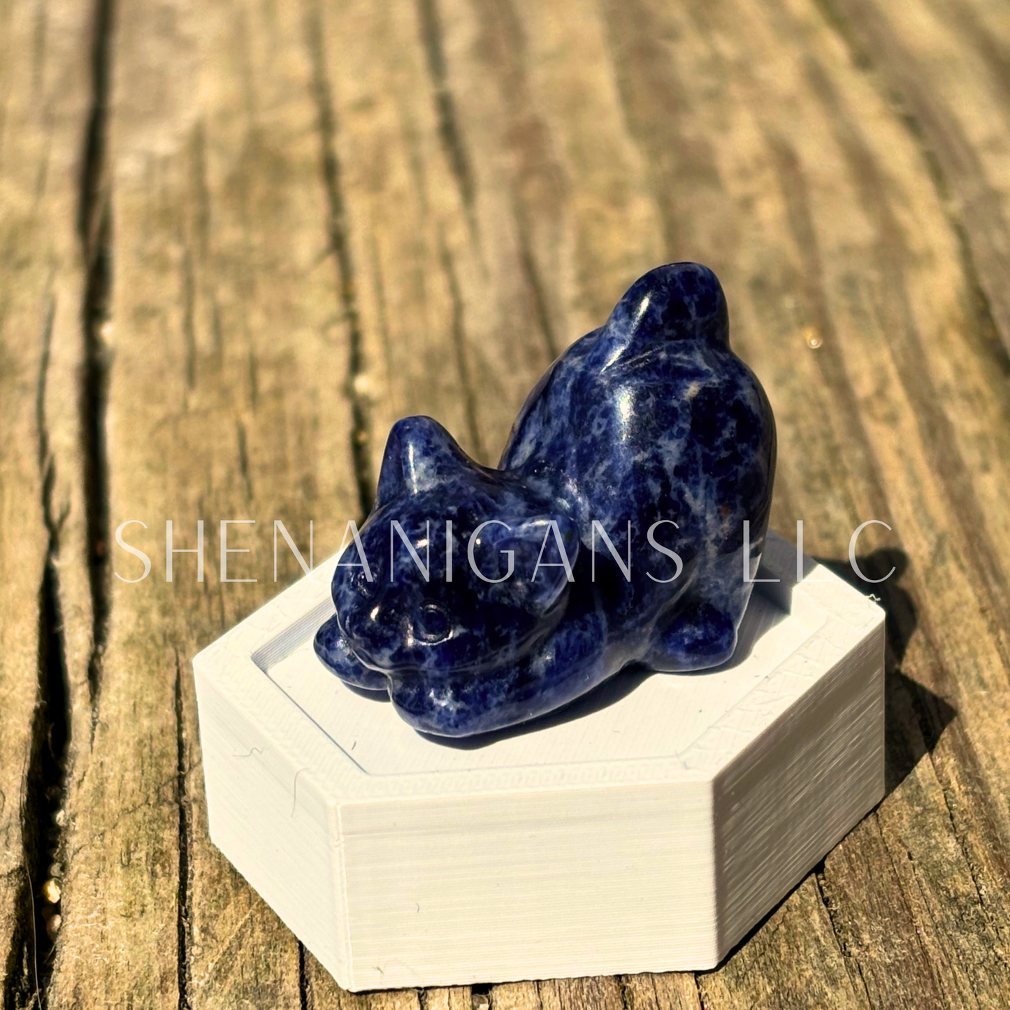 Stretching Cat - Small - Crystal Carving