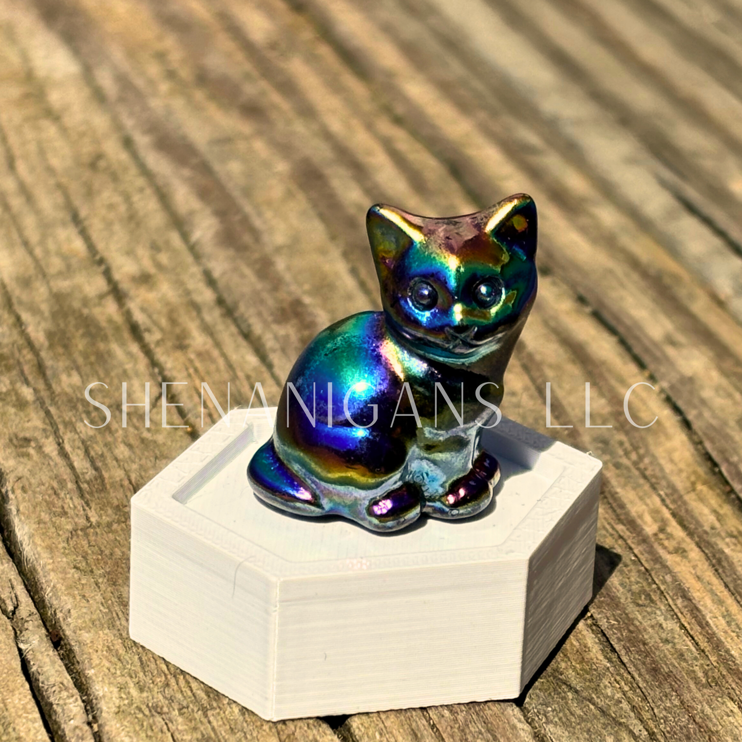 Sitting Cat - Small - Crystal Carving