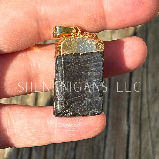Rough Cut Crystal Pendant