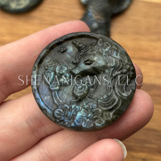 Unicorn - Flat Crystal Carving