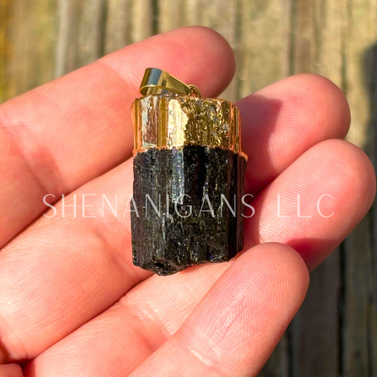 Rough Cut Crystal Pendant