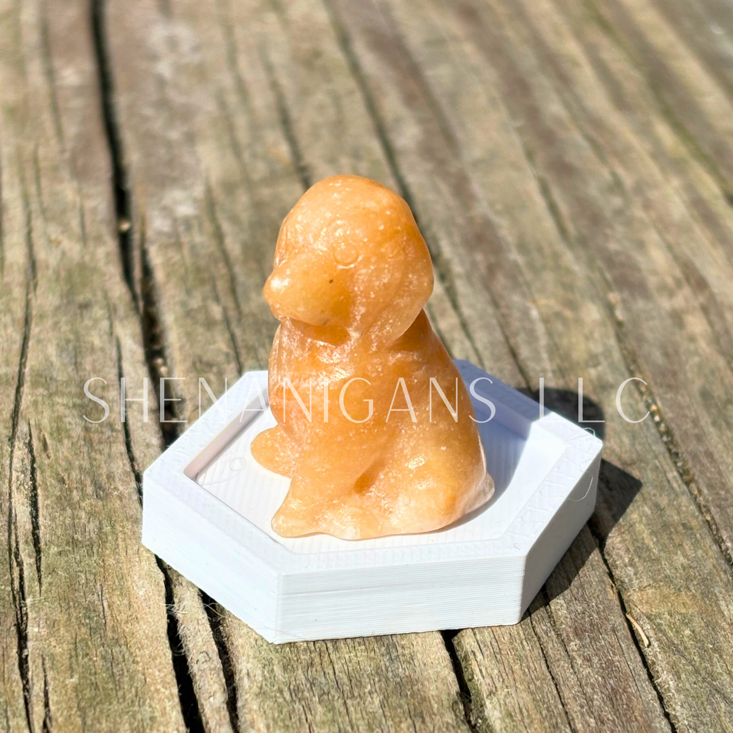 Retriever - Small - Crystal Carving