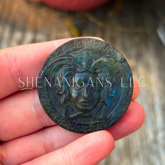 Medusa - Flat Carving