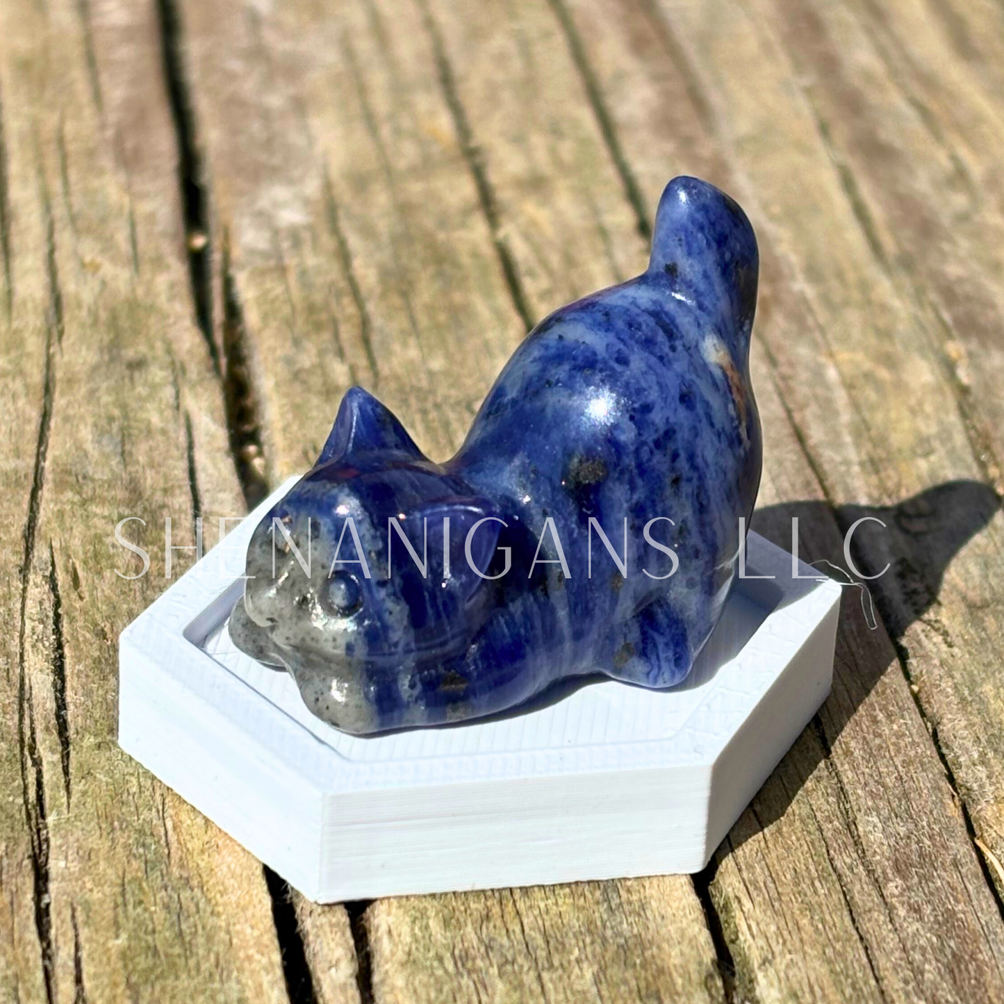 Stretching Cat - Small - Crystal Carving