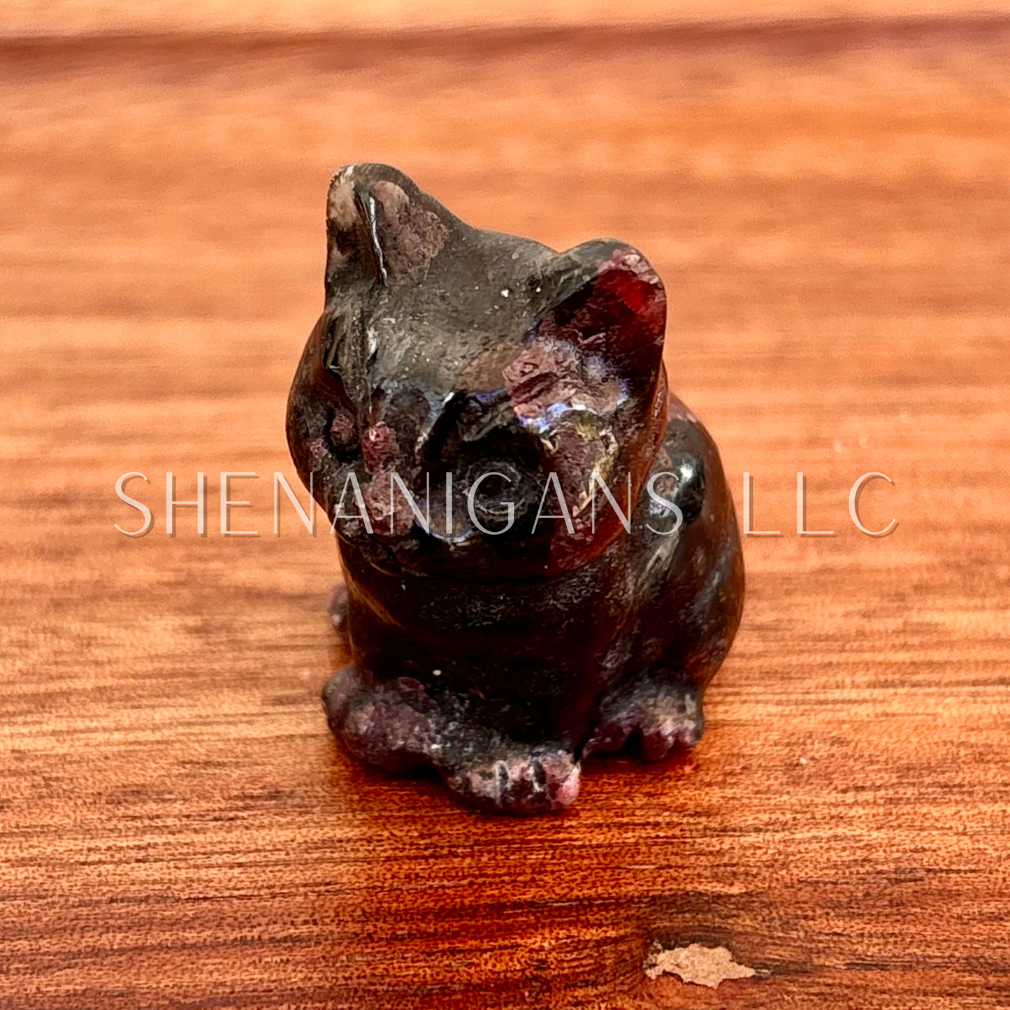 Chunky Sitting Cats - Small - Crystal Carving