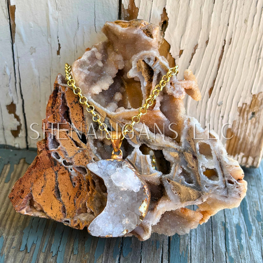 Druzy Agate Crescent Moon Necklace