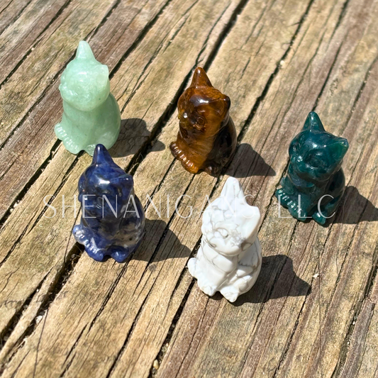 Sitting Cat - Mini - Crystal Carving