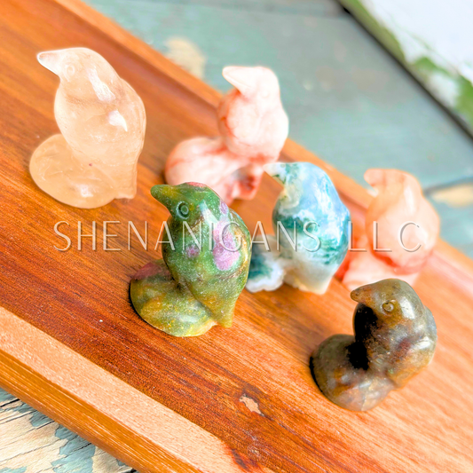 Sitting Raven - Small - Crystal Carving