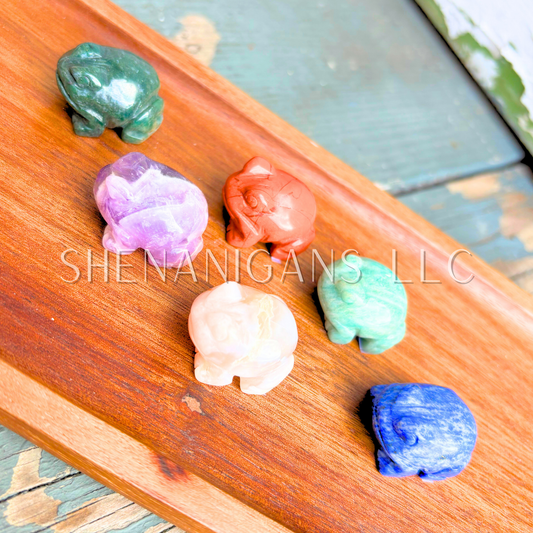 Toad - Crystal Carving