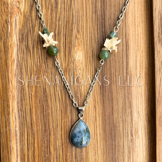 Moss Agate Teardrop Pendant Necklace – Snake Vertebrae & Moss Agate Beads