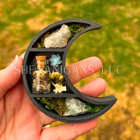 Protection Spell - Mini Crescent Moon Crystal Shelf | 3D Printed Moon Display with Handpicked Crystals, Moss & Trinkets Magnet