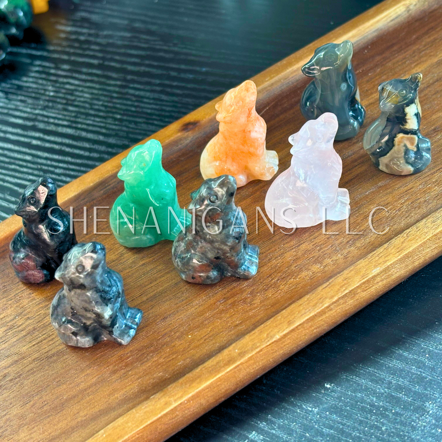 Howling Wolf - Small Carving