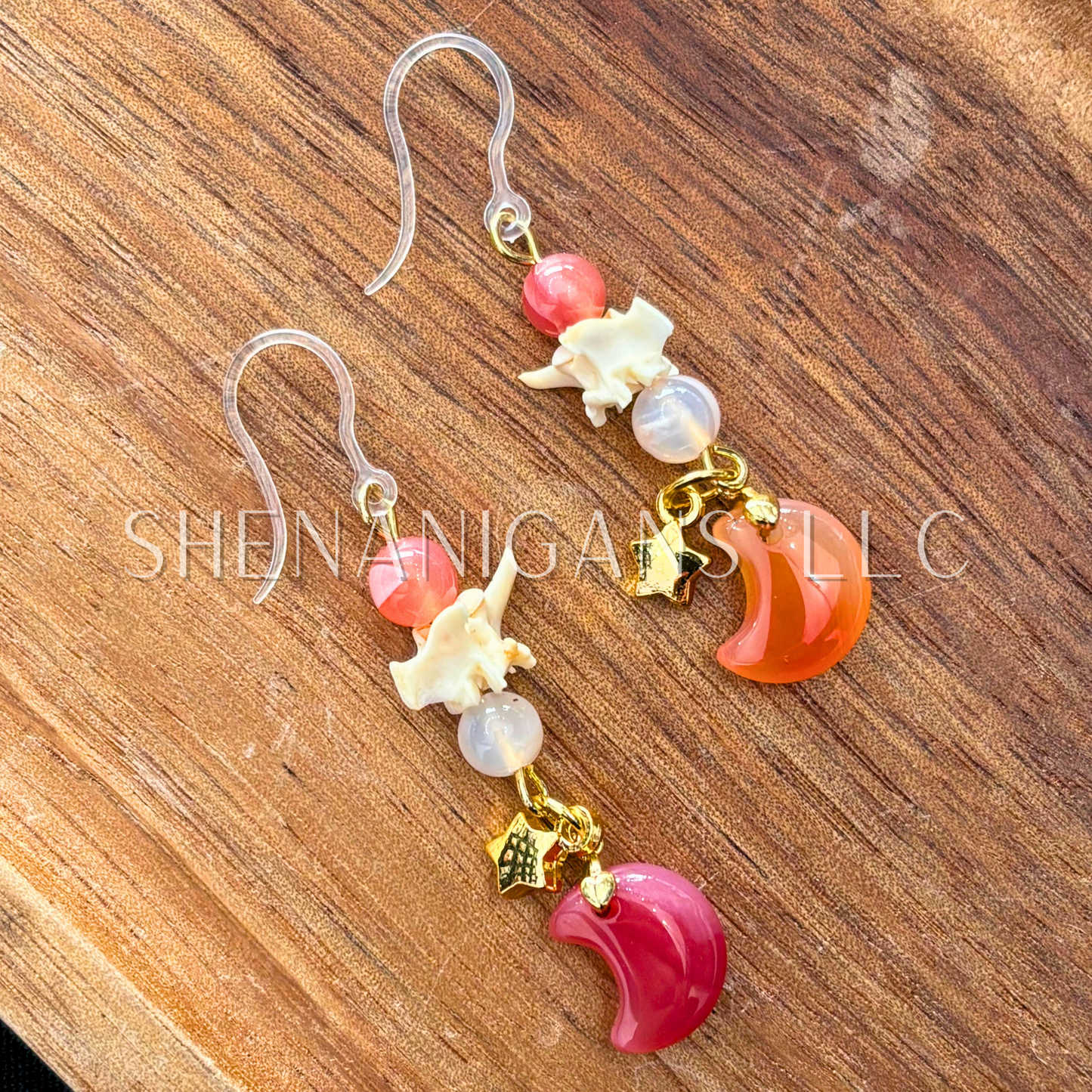 Yuanyuan Agate Crescent Moon Earrings with Rattlesnake Vertebrae