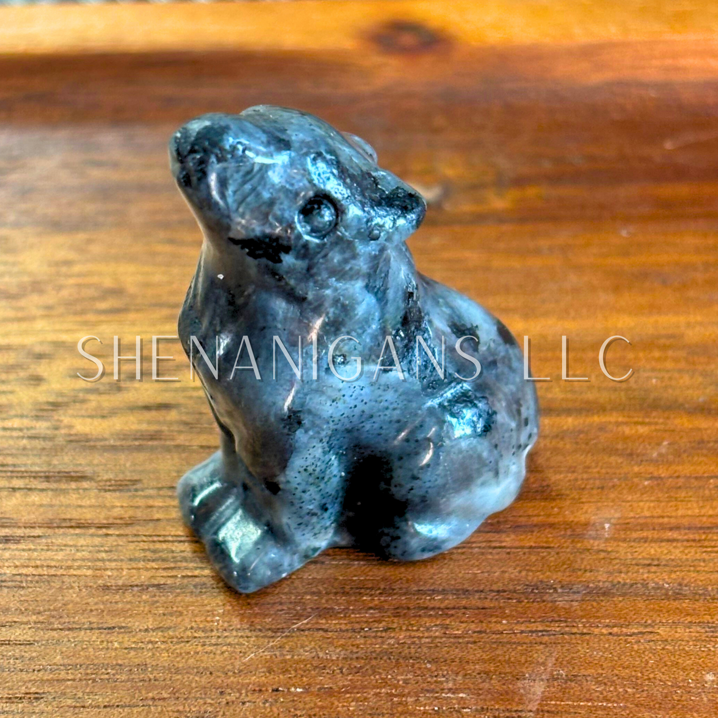 Howling Wolf - Small Carving