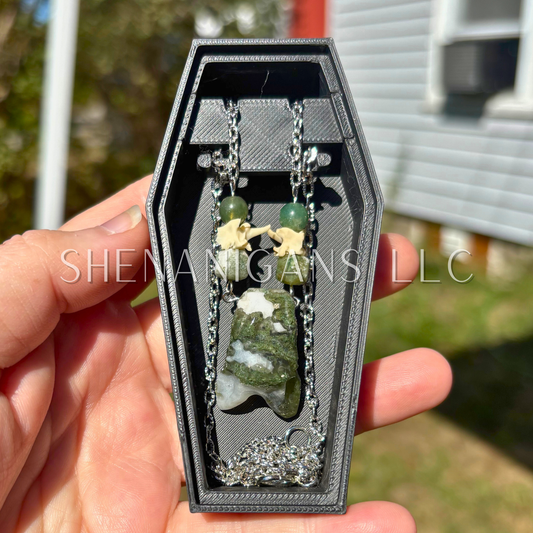 Moss Agate Bat Necklace – Crystal Carving with Moss Agate Beads
