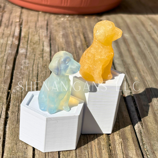Retriever - Small - Crystal Carving
