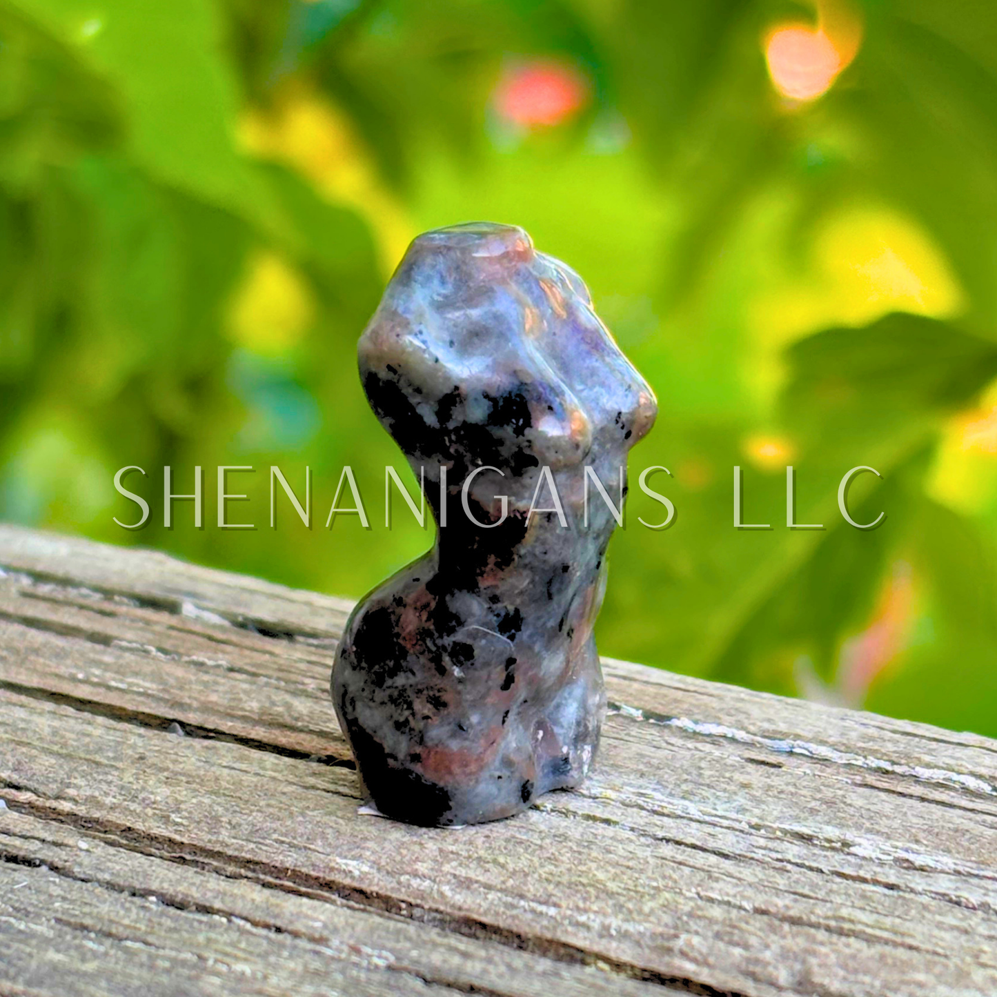 Lady Body - Small - Crystal Carving