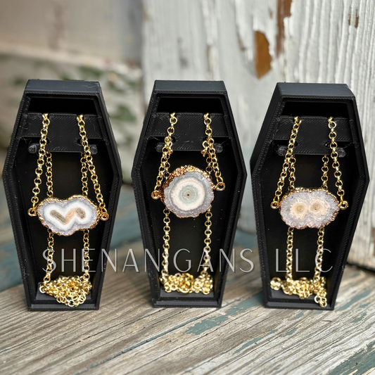 White Druzy Agate Slice Necklace – Natural Crystal with Gold Hammered Chain
