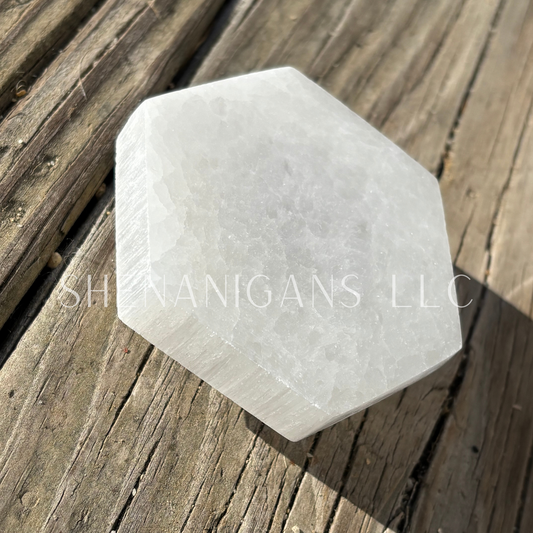 Hexagon Plate - Crystal Carving