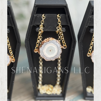 White Druzy Agate Slice Necklace – Natural Crystal with Gold Hammered Chain
