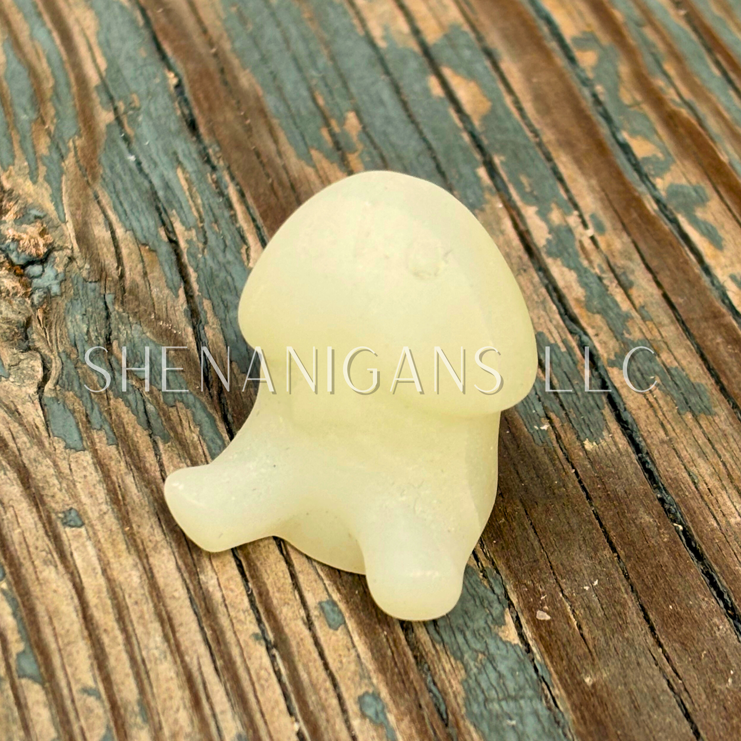 Cute Sitting Ding Ding