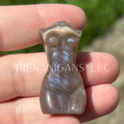 Lady Body - Small - Crystal Carving