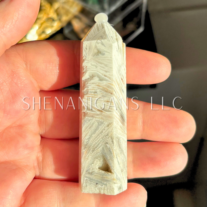 Crazy Snow Agate Point