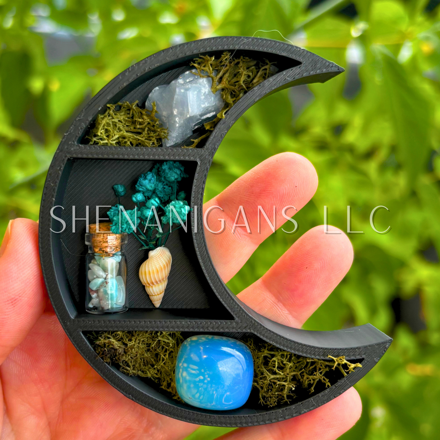 Mini Crescent Moon Magnet with Shells - 3D Printed Moon Display with Handpicked Crystals, Moss & Trinkets