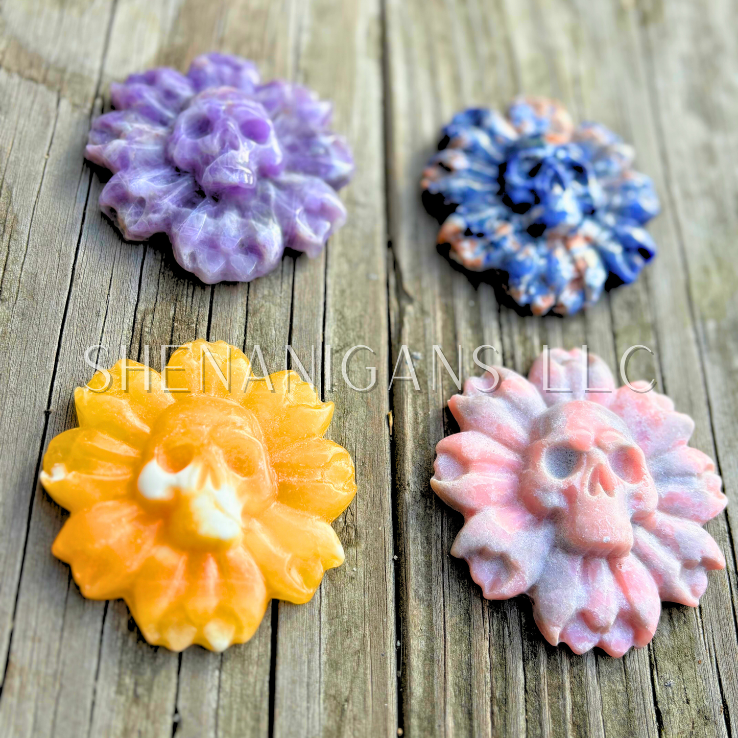 Sunflower Skull Crystal Carving – Transformation & Renewal Symbol