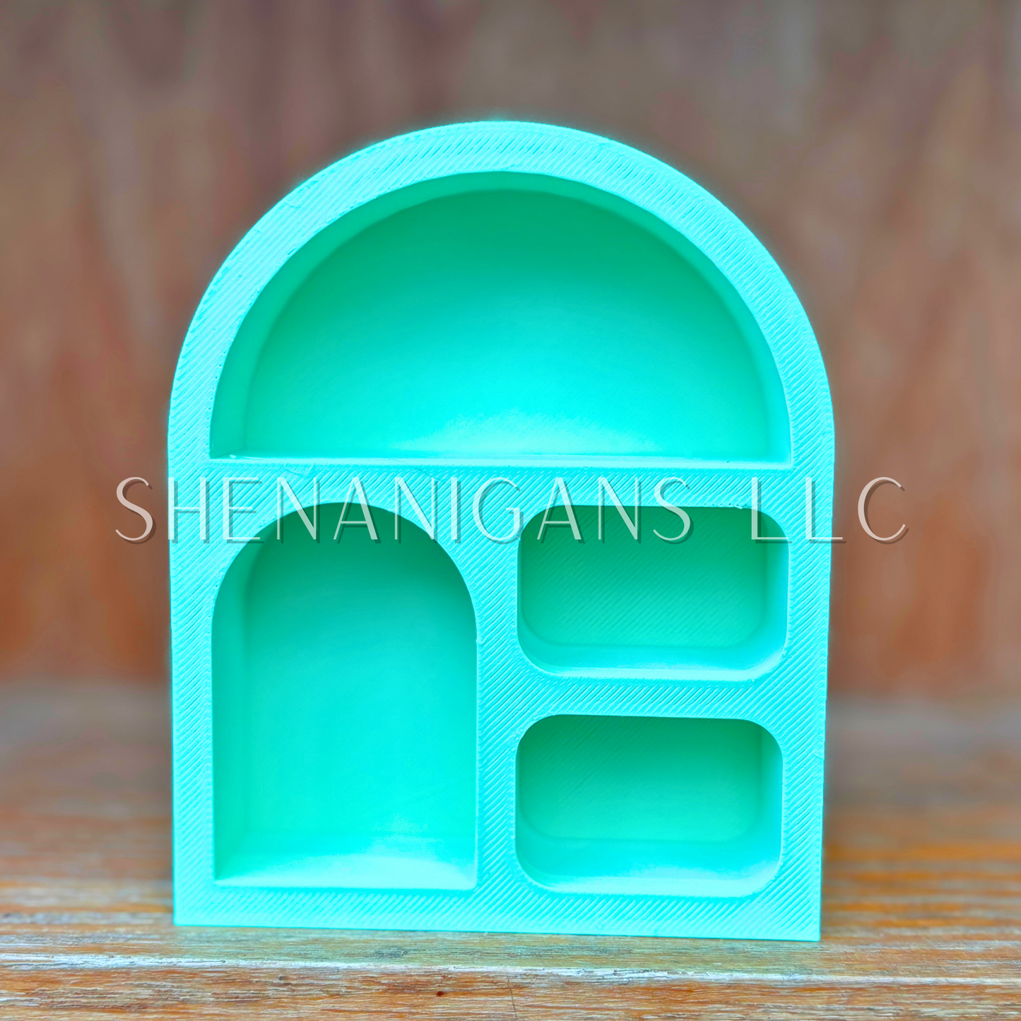 4 Section Curio Shelf Arch