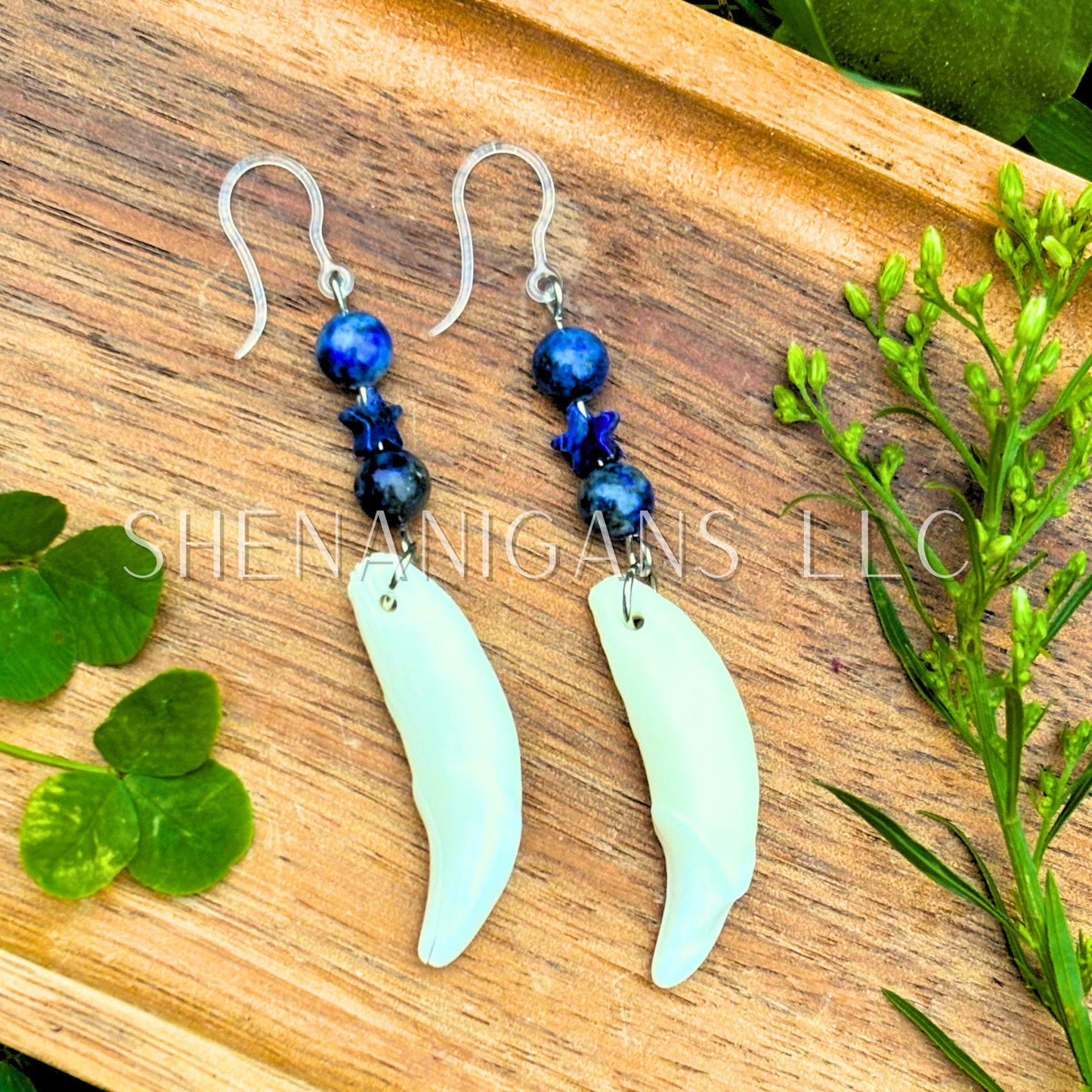 Lapiz Coyote Tooth Earrings – Crystal Star Dangle Jewelry