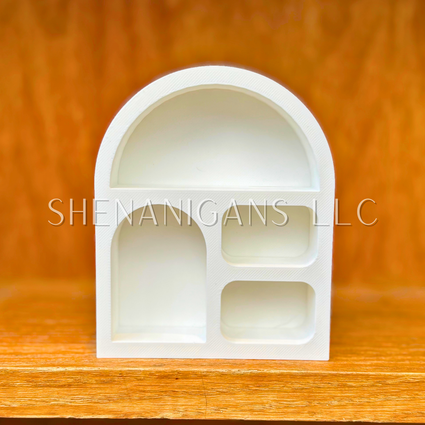 4 Section Curio Shelf Arch