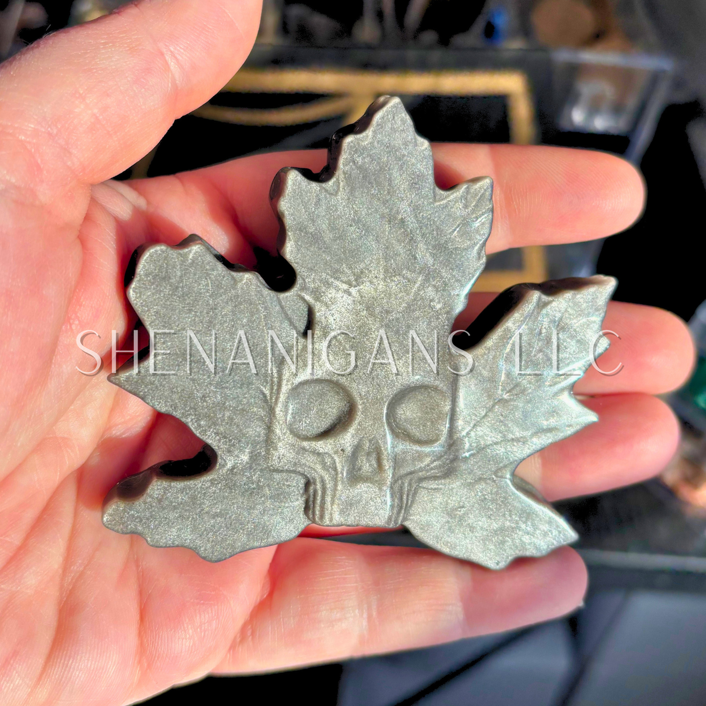 Leaf Skull Flat Crystal Carving